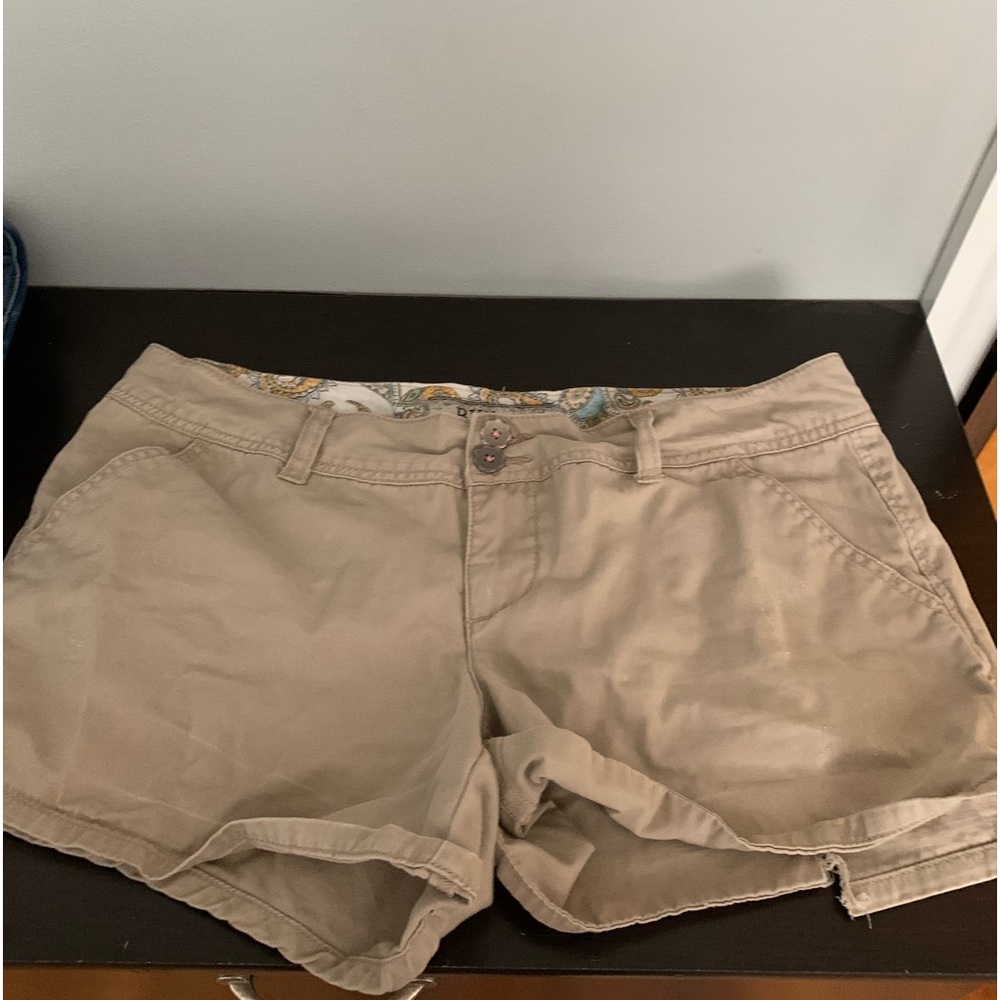 BKE shorts